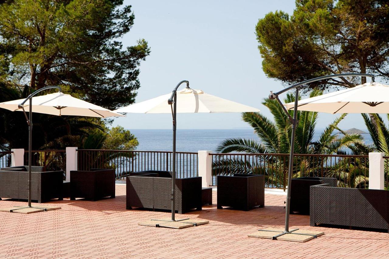 Club Cala Azul Hotel Cala Llenya  Exterior photo