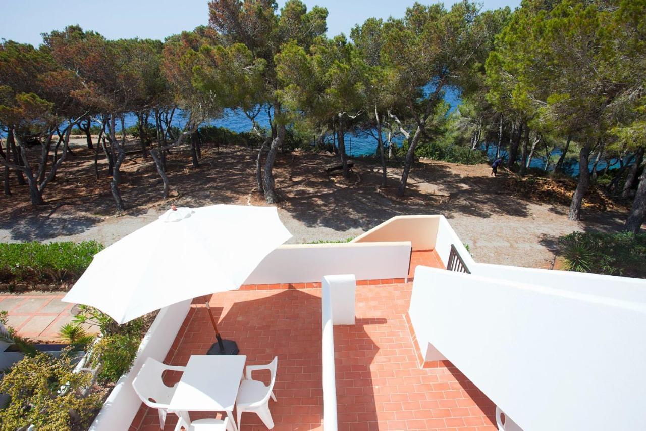 Club Cala Azul Hotel Cala Llenya  Room photo