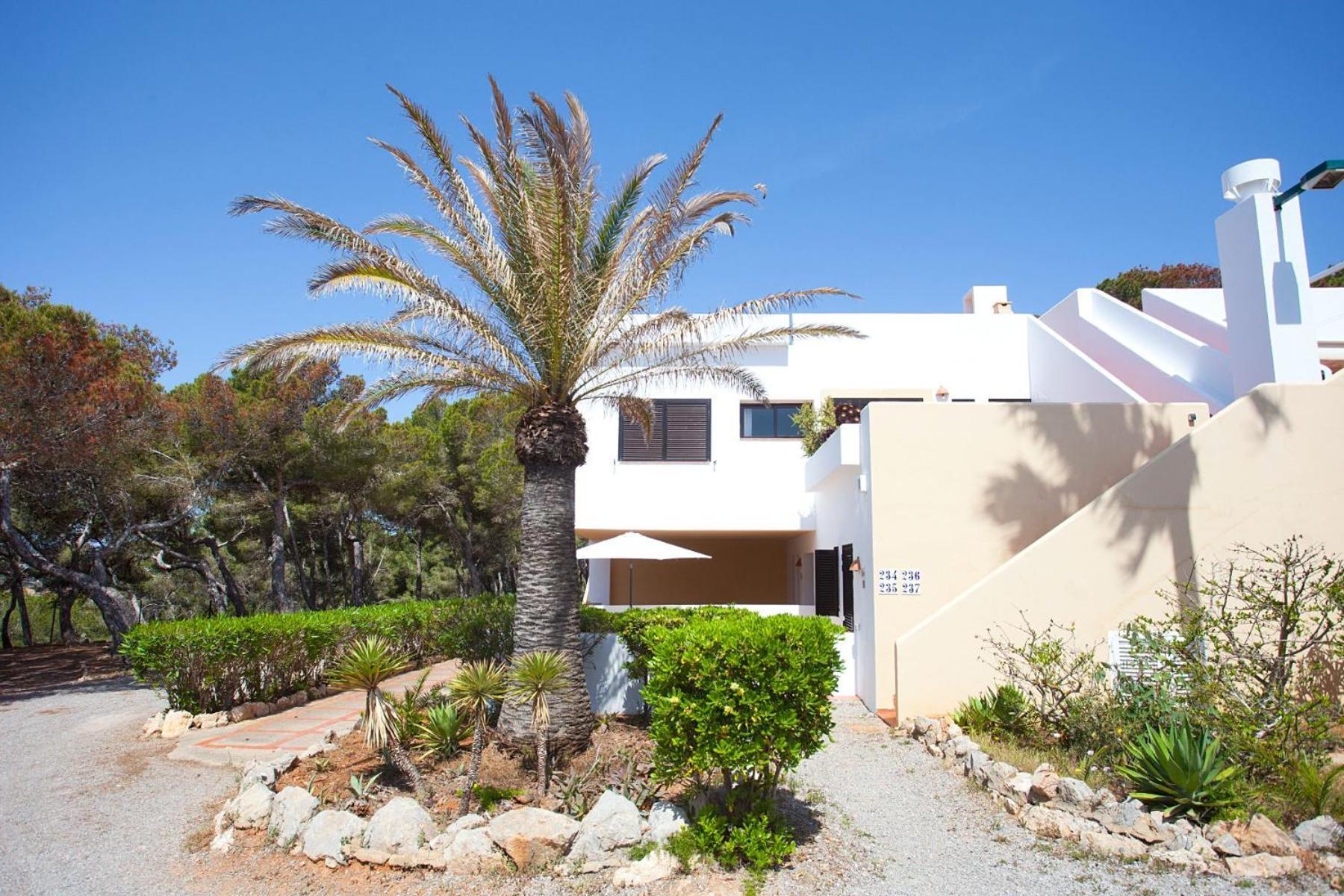 Club Cala Azul Hotel Cala Llenya  Exterior photo